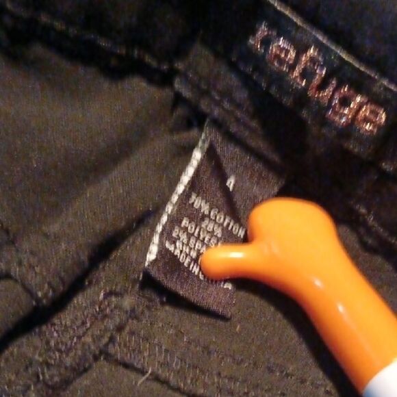 Refuge brand Jeans - Size: 4  (1106) - Picture 4 of 7